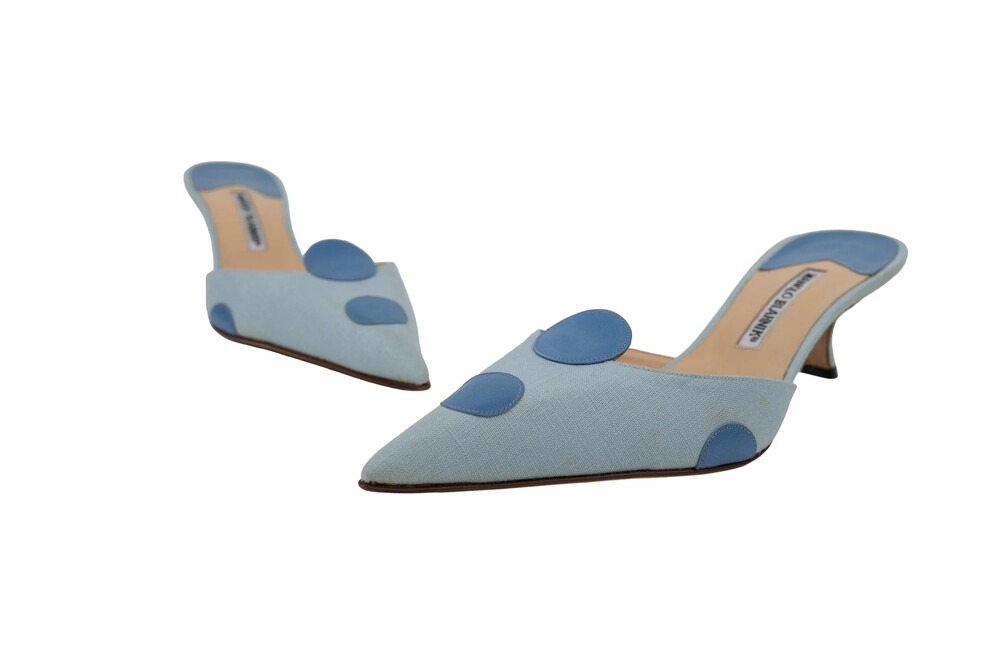 Manolo Blahnik Light Blue Pointed-Toe Polka Dot Kitten Heel Mules Linen Canvas S